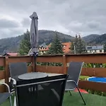 Wieczorek Goscinne Caloroczne Jacuzzi Ogrodowe *
