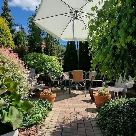 Wieczorek Goscinne Caloroczne Jacuzzi Ogrodowe 什切尔克