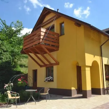 בית אירוח Wieczorek Goscinne Caloroczne Jacuzzi Ogrodowe