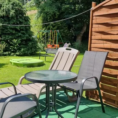 Ubytování v soukromí Wieczorek Goscinne Caloroczne Jacuzzi Ogrodowe