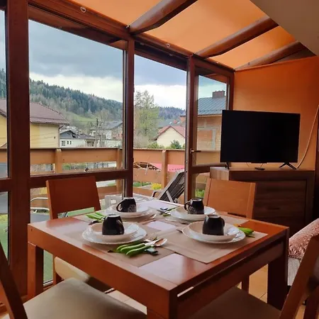 Homestay szállás Wieczorek Goscinne Caloroczne Jacuzzi Ogrodowe Szczyrk