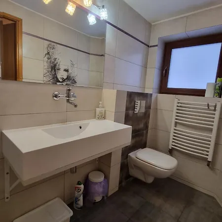 Homestay szállás Wieczorek Goscinne Caloroczne Jacuzzi Ogrodowe Szczyrk