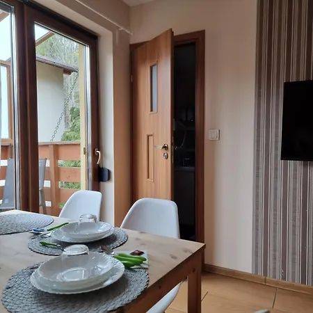 Homestay szállás Wieczorek Goscinne Caloroczne Jacuzzi Ogrodowe *