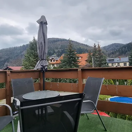 Wieczorek Goscinne Caloroczne Jacuzzi Ogrodowe *