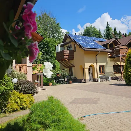 Wieczorek Goscinne Caloroczne Jacuzzi Ogrodowe Homestay *