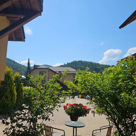 Wieczorek Goscinne Caloroczne Jacuzzi Ogrodowe Homestay szállás *