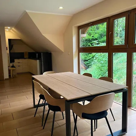 Wieczorek Goscinne Caloroczne Jacuzzi Ogrodowe Séjour chez l'habitant *