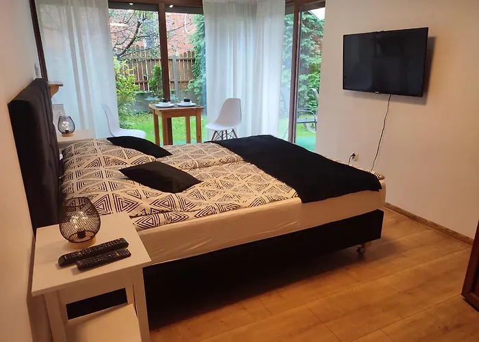 Wieczorek Goscinne Caloroczne Jacuzzi Ogrodowe * Szczyrk