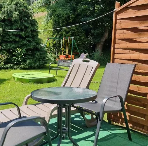 Ubytování v soukromí Wieczorek Goscinne Caloroczne Jacuzzi Ogrodowe