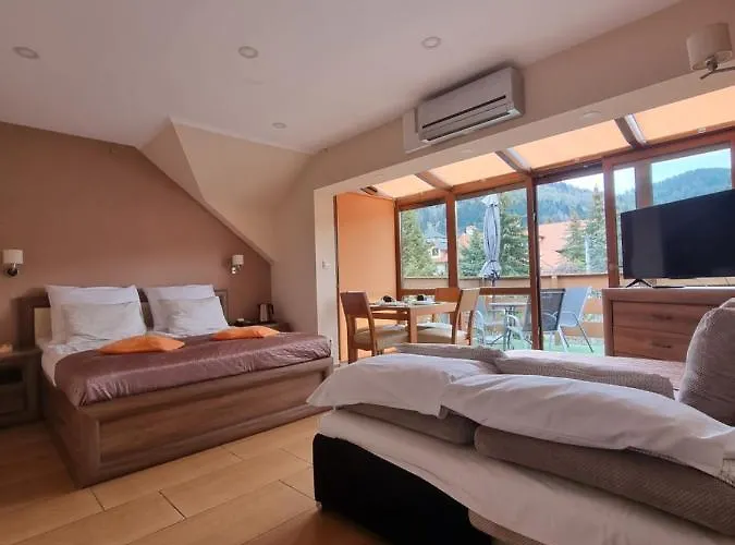 Wieczorek Goscinne Caloroczne Jacuzzi Ogrodowe Homestay szállás *