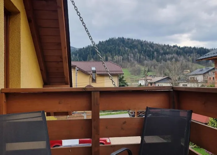 Wieczorek Goscinne Caloroczne Jacuzzi Ogrodowe * Szczyrk