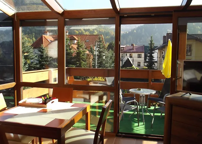 Wieczorek Goscinne Caloroczne Jacuzzi Ogrodowe Homestay szállás *