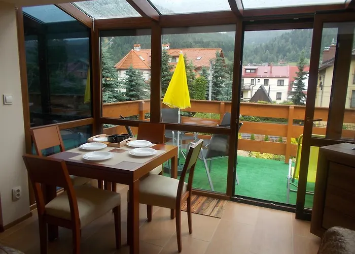 Wieczorek Goscinne Caloroczne Jacuzzi Ogrodowe Ubytování v soukromí Szczyrk